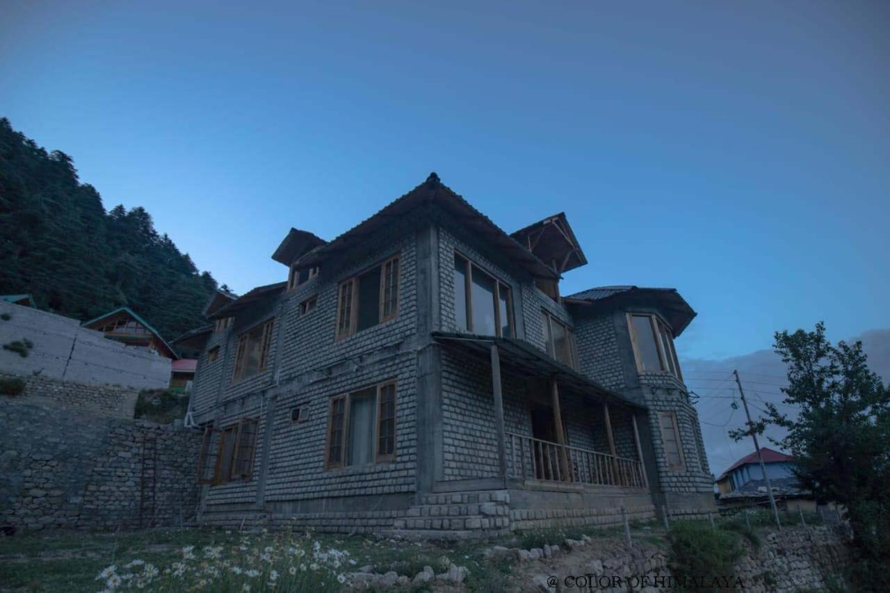 Loghouse At Khajjiar Lake Ngoại thất bức ảnh